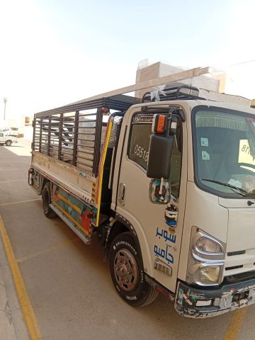 التخلص من الاثاث القديم بالمدينة المنورة 0575907703