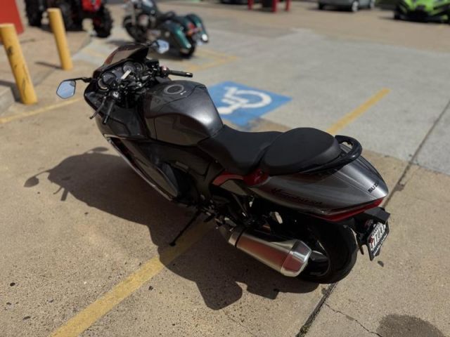 2023 Suzuki Hayabusa WhatsApp +17203061962 4