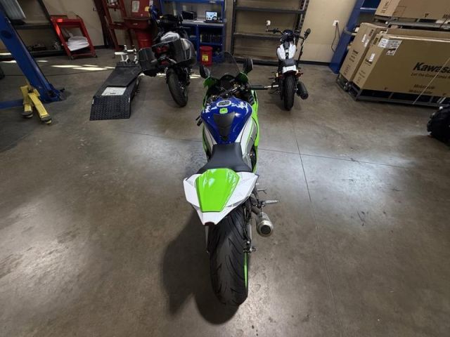 2024 Kawasaki Ninja ZX10R 40th Anniversary Edition ABS 2