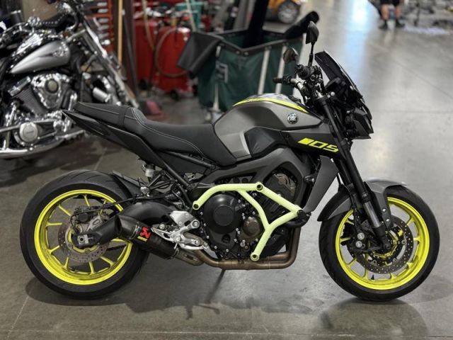 2018 Yamaha MT-09 WhatsApp +17203061962