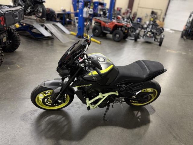 2018 Yamaha MT-09 WhatsApp +17203061962 3
