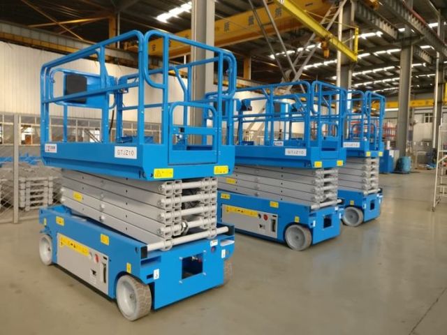 سيزر لفت للايجار في جده  ???? سيزر لفت للإيجار | Scissor Lift Renta