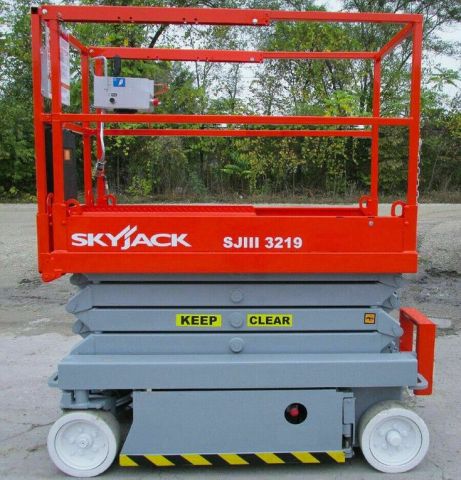 سيزر لفت للايجار في جده  ???? سيزر لفت للإيجار | Scissor Lift Renta 3