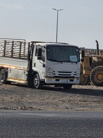 دينا طش الأثاث القديم بالرياض 0َ536617401 ياخذون الاثاث المستخدم 