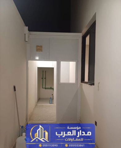 ملاحق ساندوتش بانل في الرياض – الجودة والسرعة مع مؤسسة مدار العرب 3
