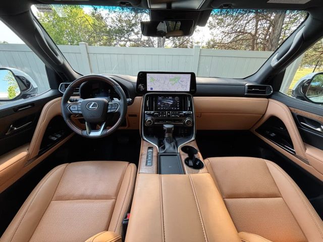 2025 Lexus LX 600 Luxury AWD  2