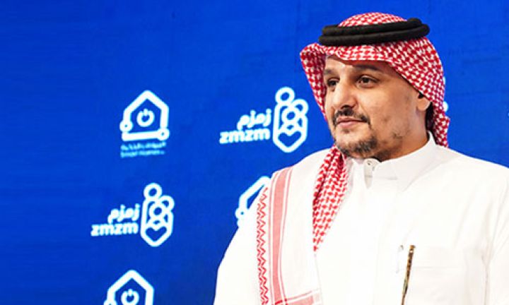 مشاركة رجال اعمال السعودي المعتز الحارثي في معرض إكسبو