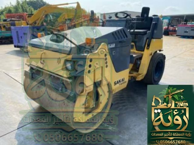 رصاصة 1طن للإيجار في القصيم وحائل | مدحلة | Road Roller