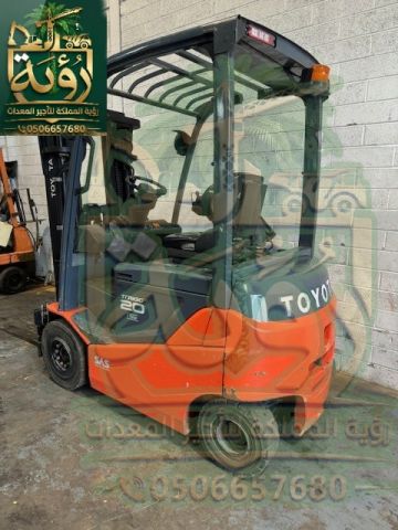 فوركلفت 2طن للإيجار في جدة والرياض | رافعة شوكية | Forklift 3
