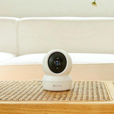 كاميرا EZVIZ H6c Pro 2K الداخلية  احصل على مراقبة أوسع ووضوح أفضل 2