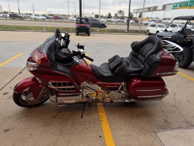 2010 Honda Gold Wing Audio  Comfort 3