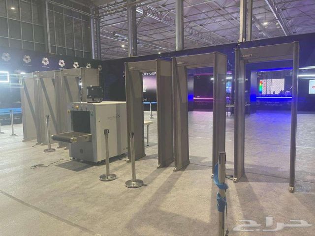 بوابة كشف المعادن TA-600 لحماية المنشآت والمرافق 4