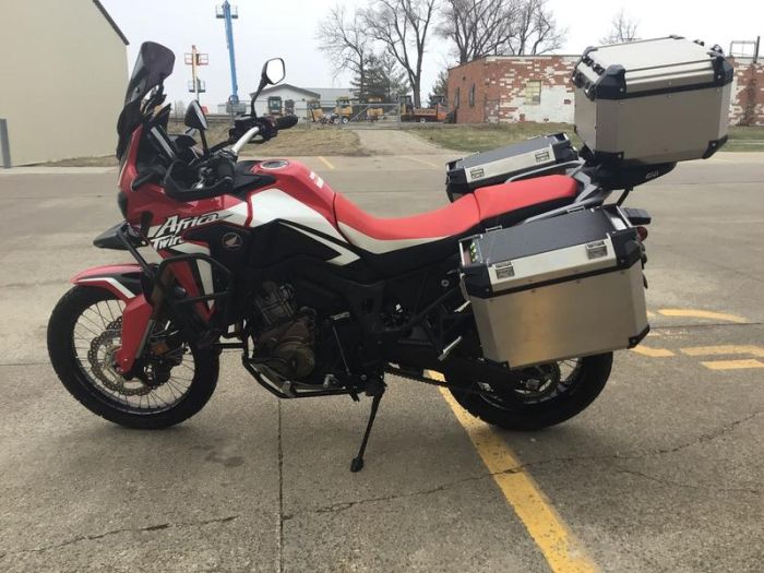 2018 Honda Africa Twin CRF1000L WhatsApp +17203061962 : 3